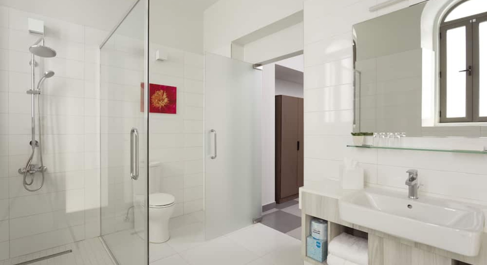 Suite Bathroom