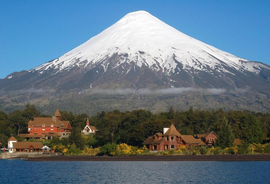 Petrohué Lodge