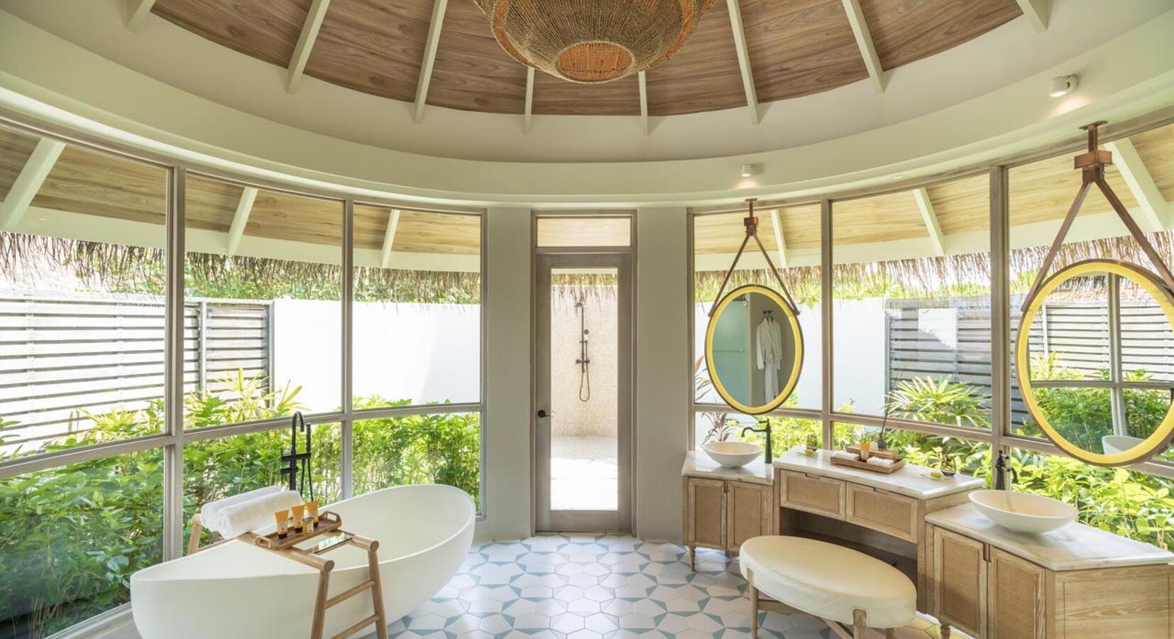 Beach villa bathroom