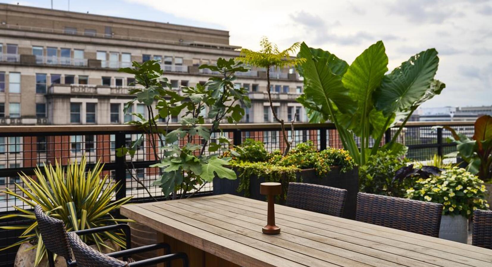 Roof Terrace with Impressive City Centre Views