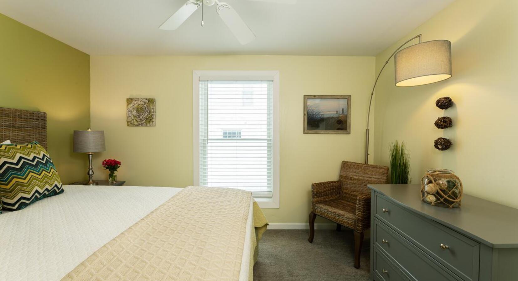 Family Room with Lake View