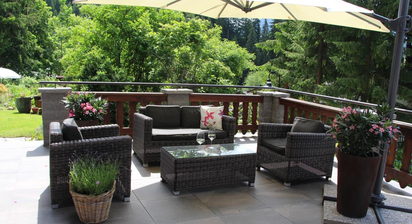 Outdoor Terrace