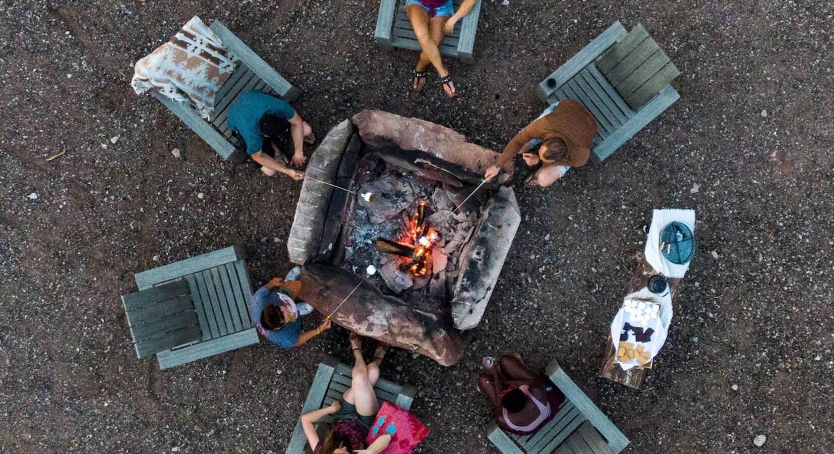 S'mores around the firepit