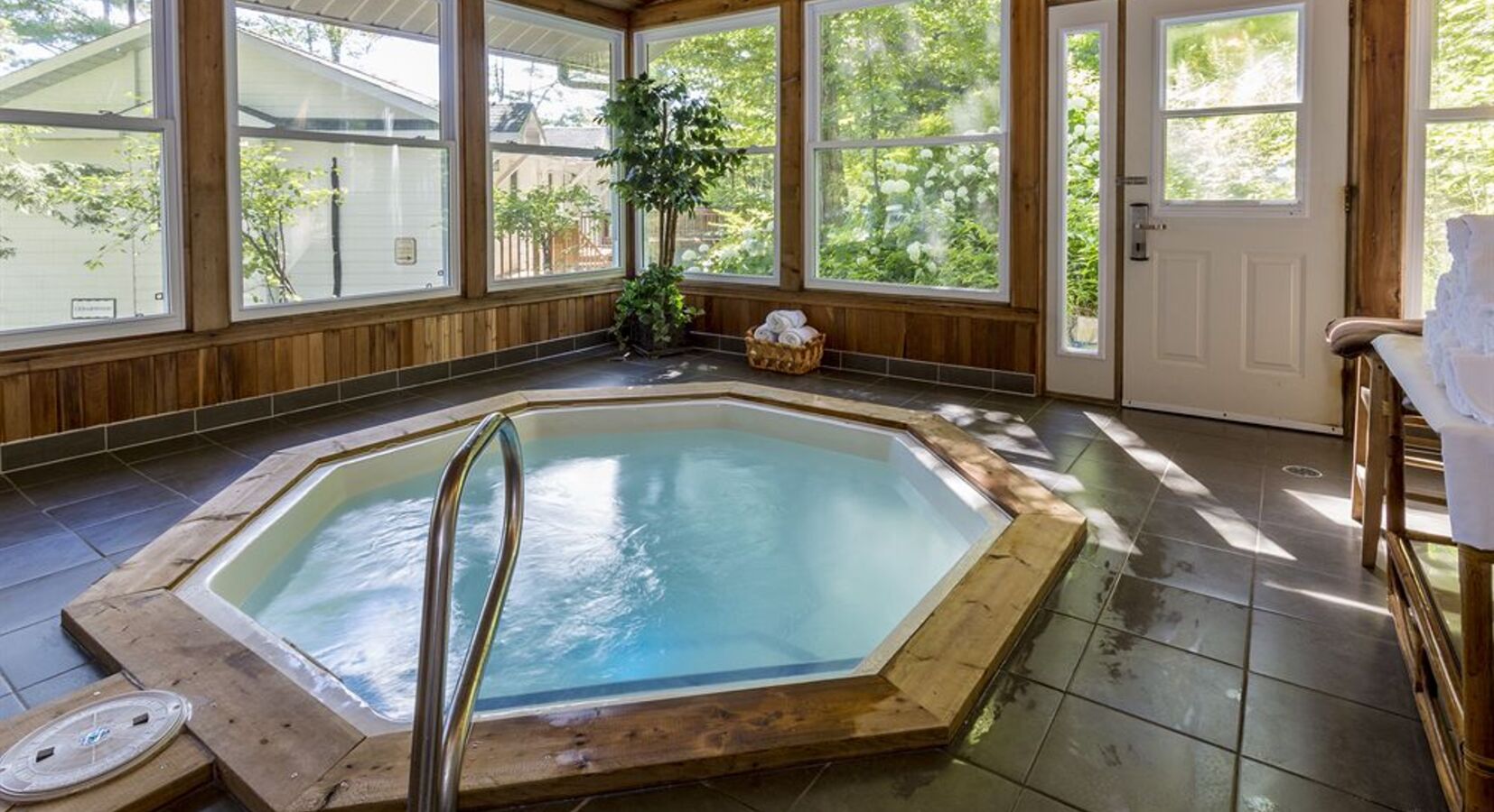 Indoor Spa Pool