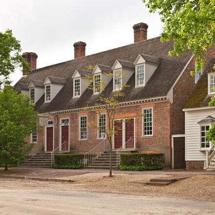 Williamsburg Colonial Houses