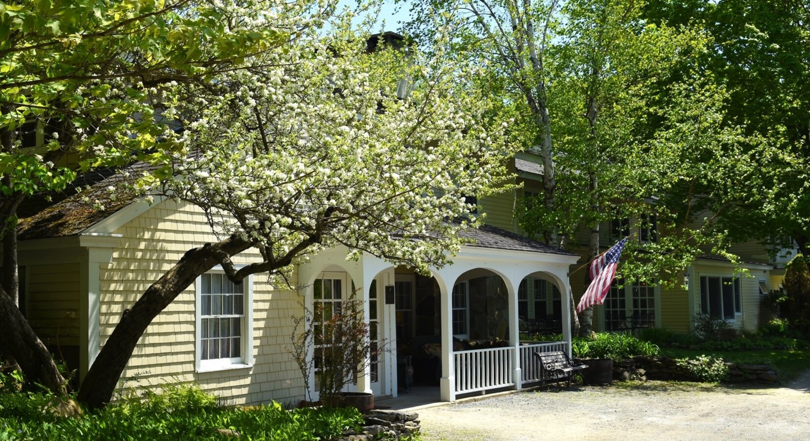 Photo of Deerhill Inn