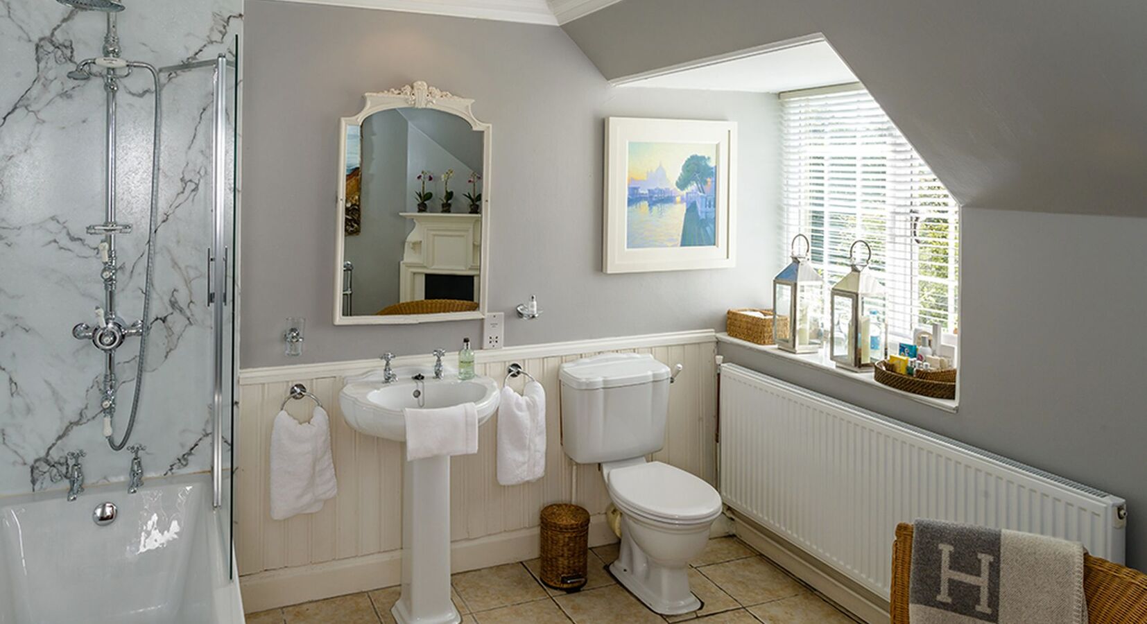 Large bathroom with modern fittings