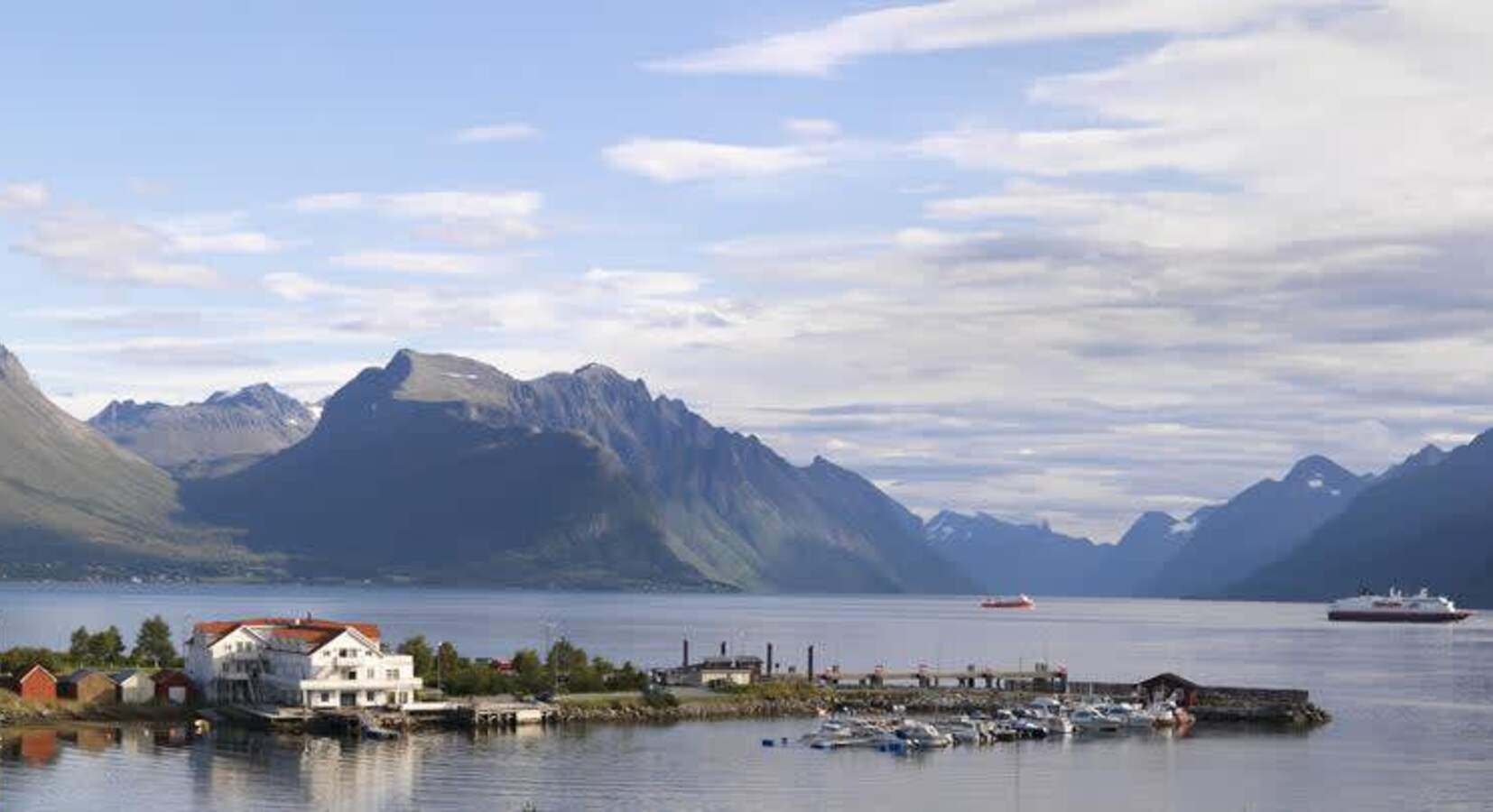 Photo of Sunde Fjord Hotel