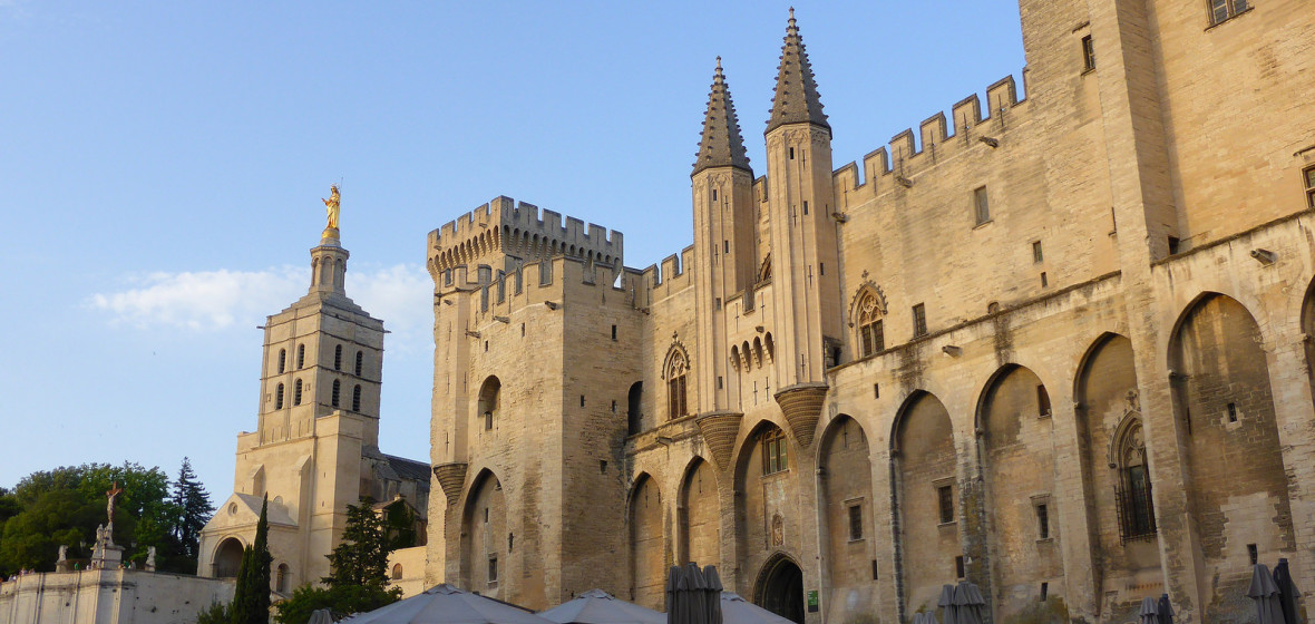 Photo of Avignon