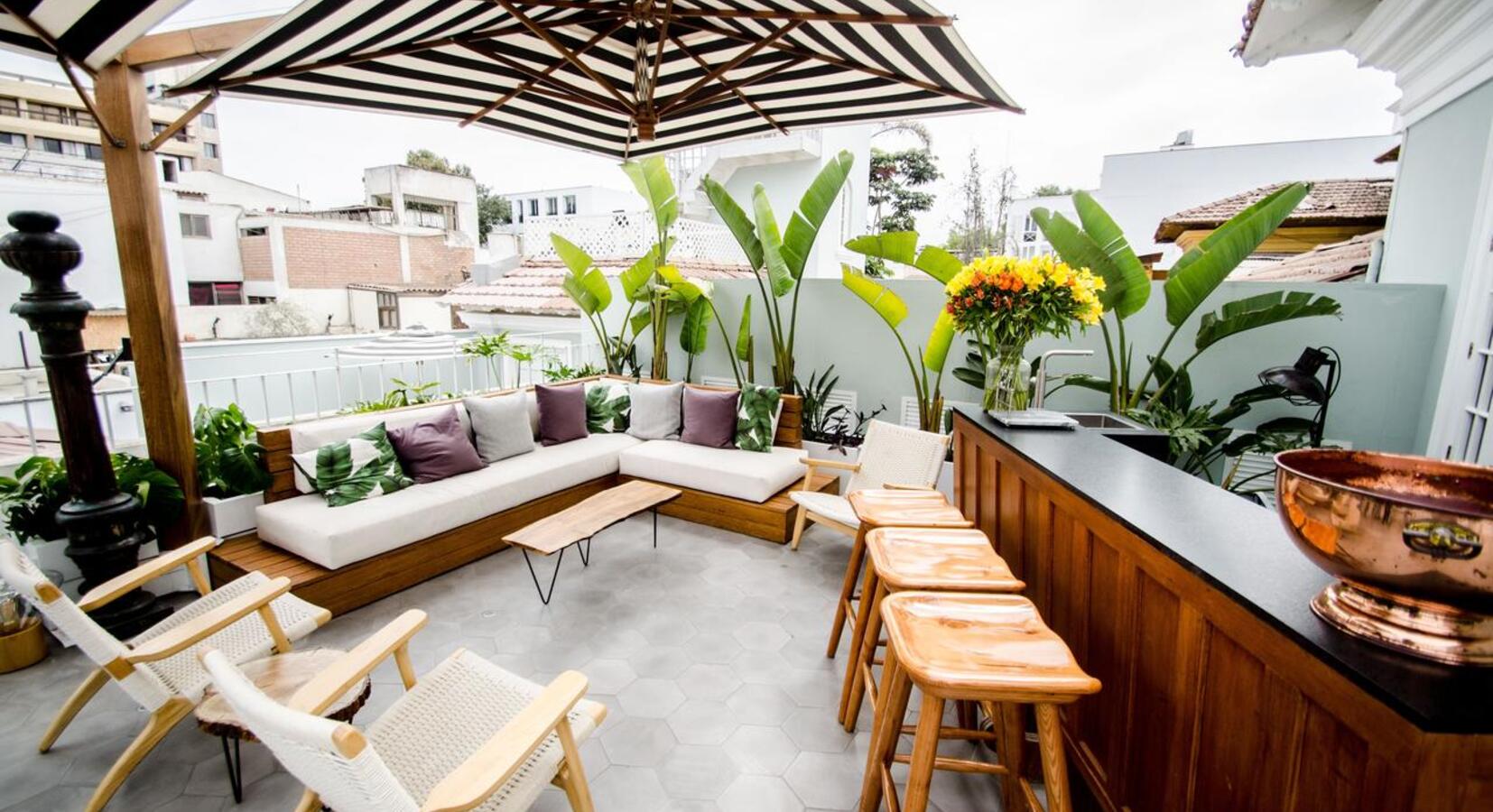 Roof terrace