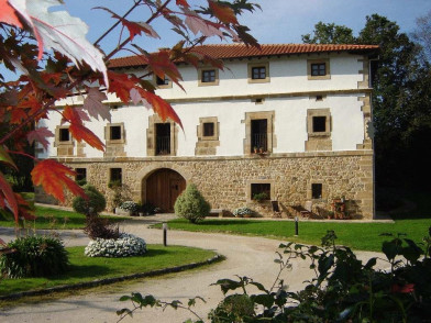 La Casona de San Pantaleón de Aras