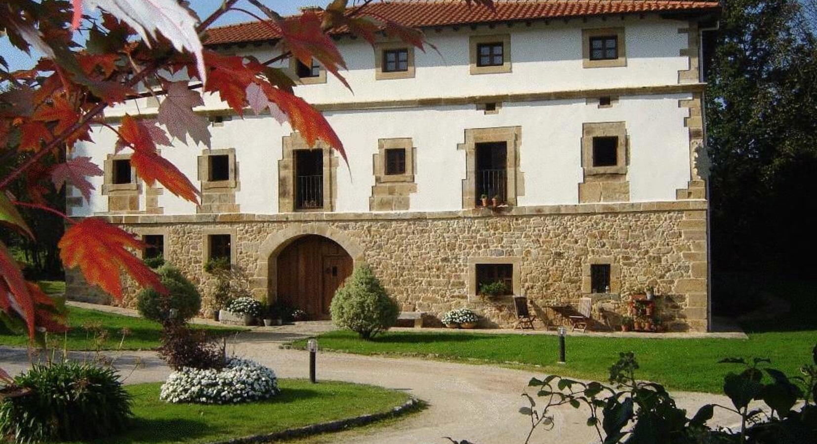 Photo of La Casona de San Pantaleón de Aras