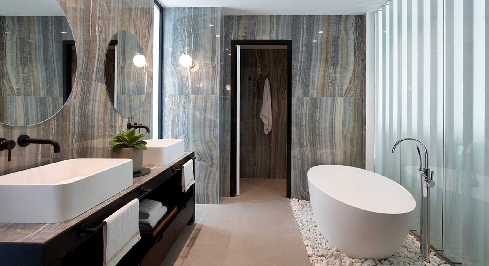 Sumptuous Bathrooms