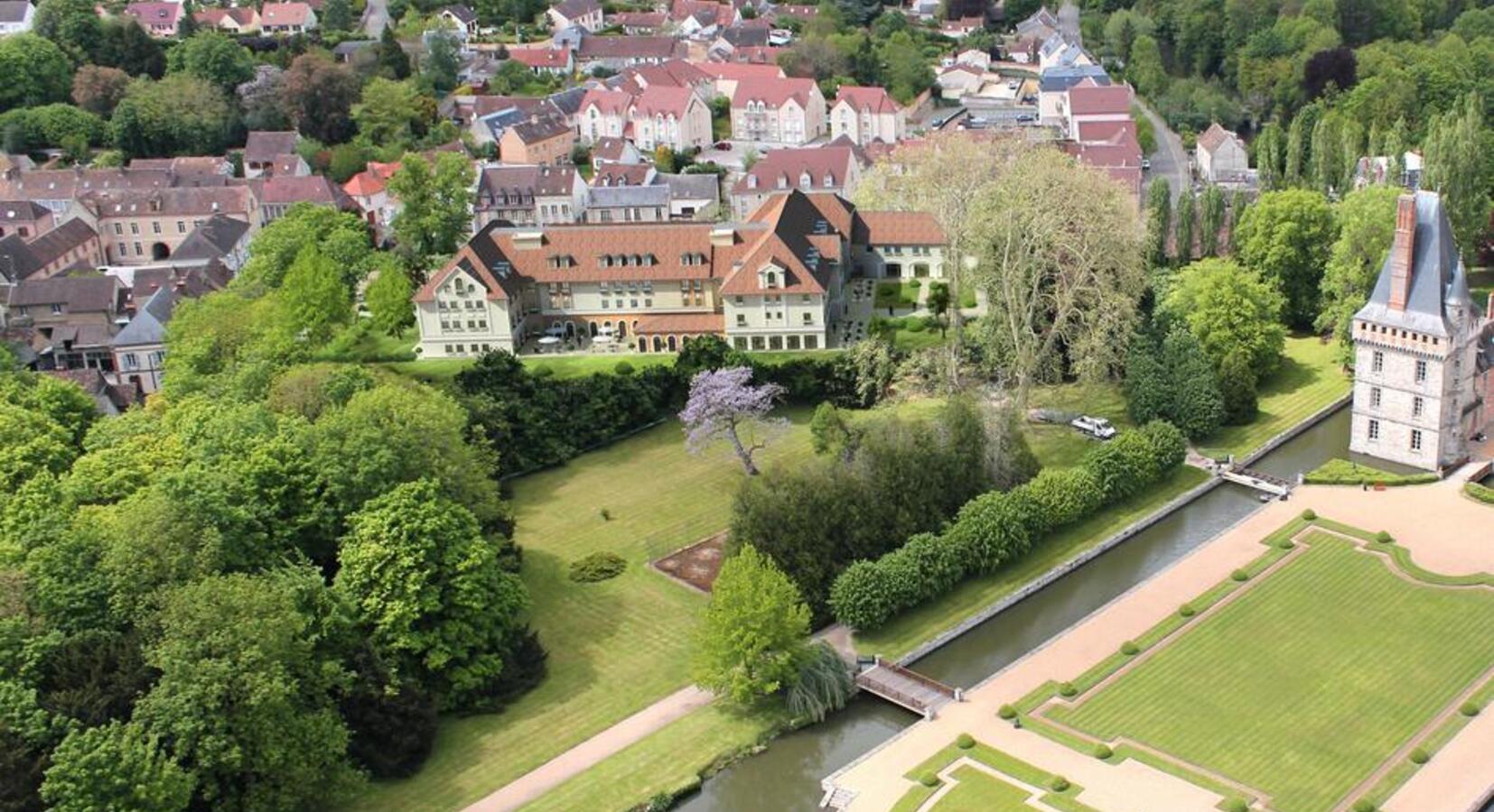 Maintenon view