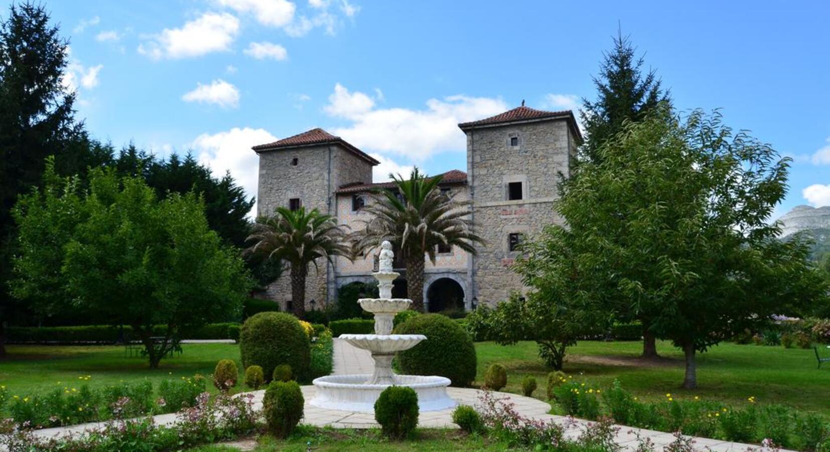 Photo de Hotel Palacio Torre De Ruesga