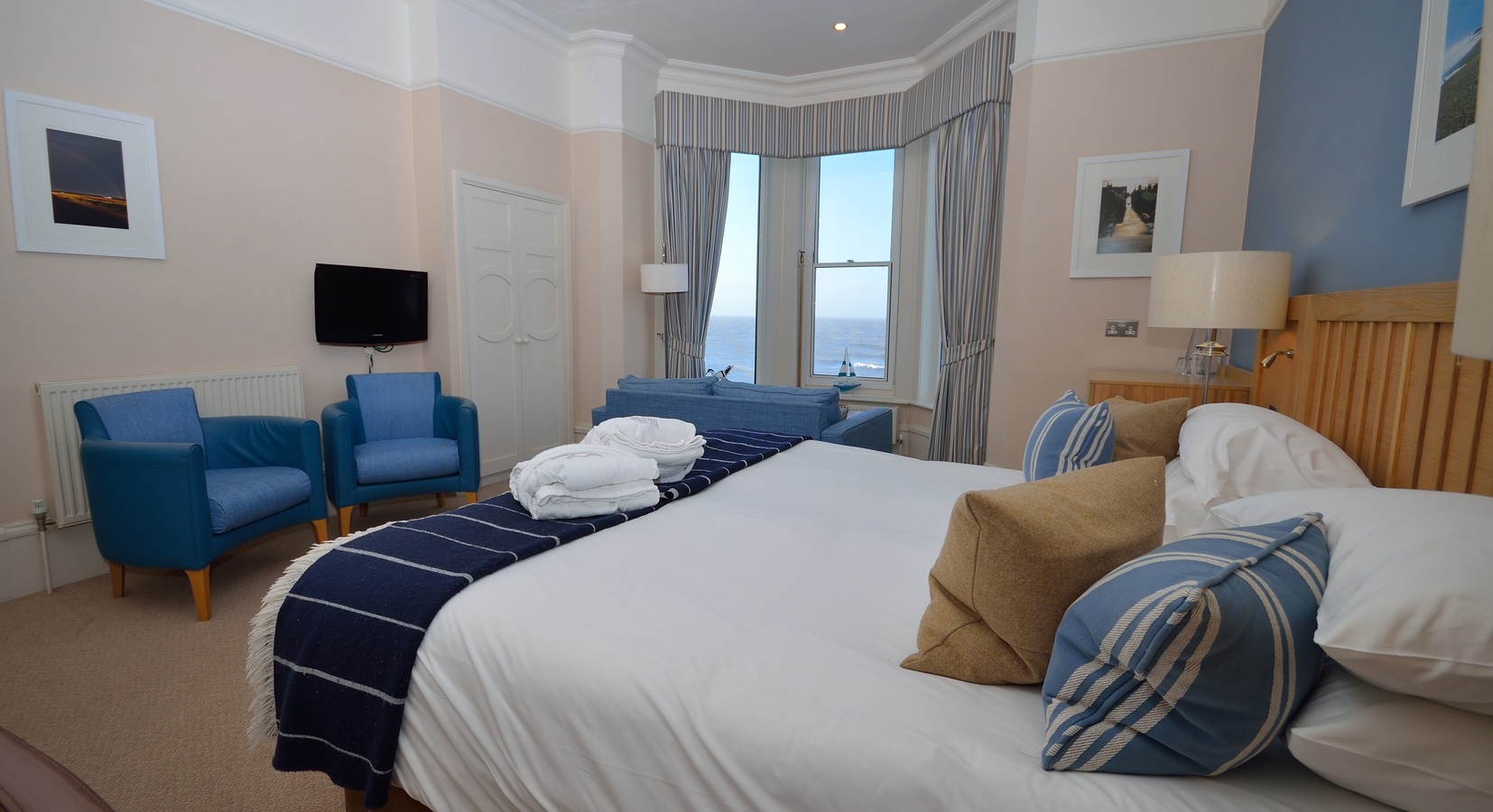 Double bedroom at the Brudenell Hotel, Aldeburgh