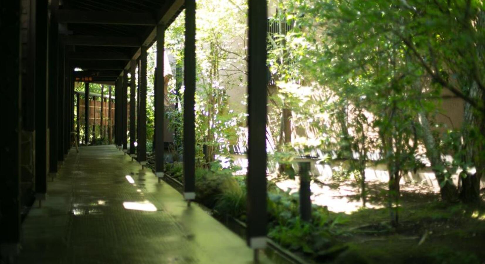 Outdoor Walkway