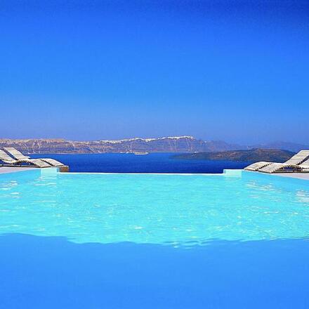 19 Meilleures piscines d'hôtels à Santorin