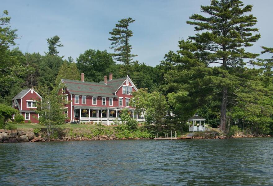 Lake House at Ferry Point