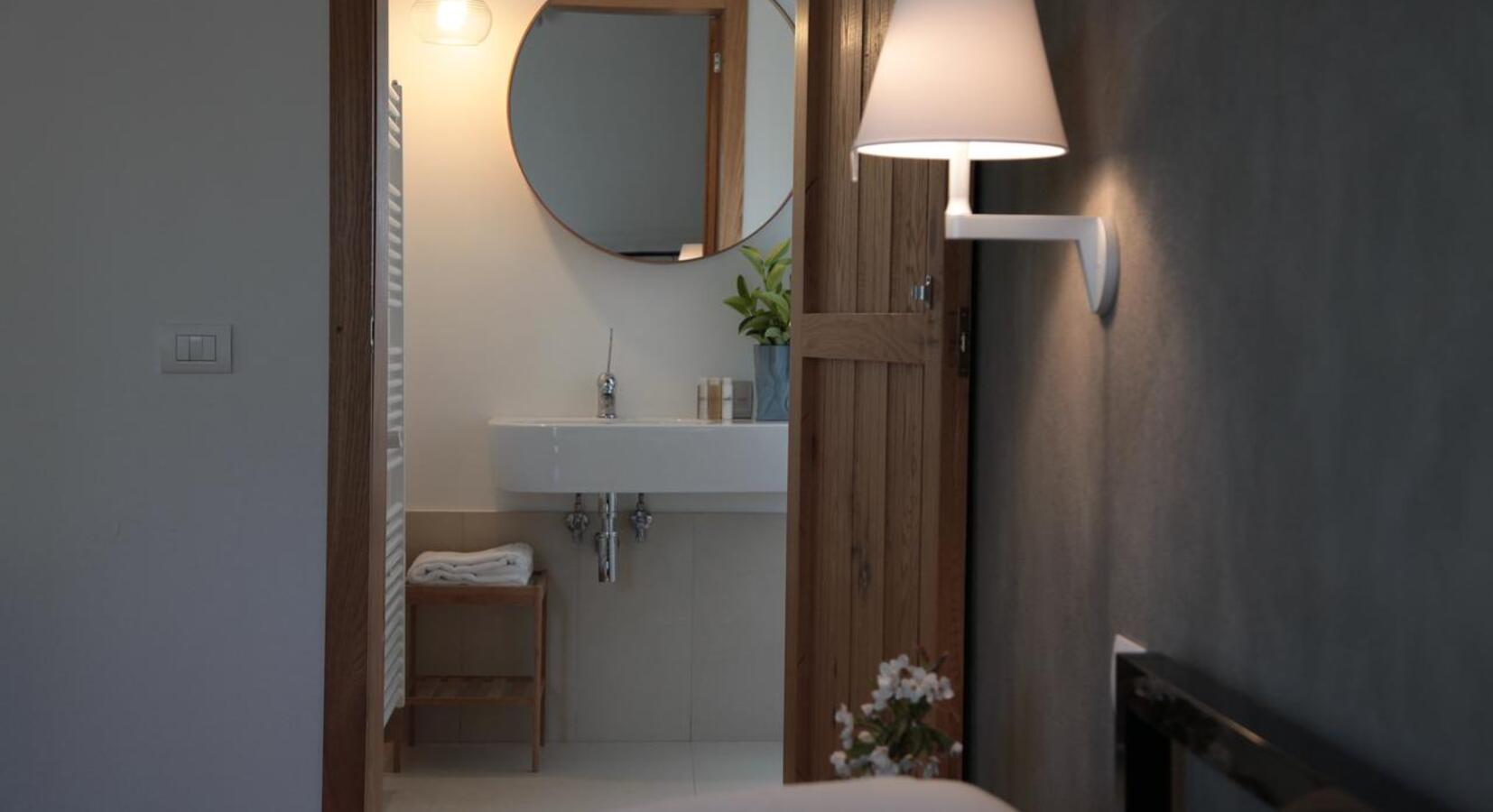 Ensuite bathroom