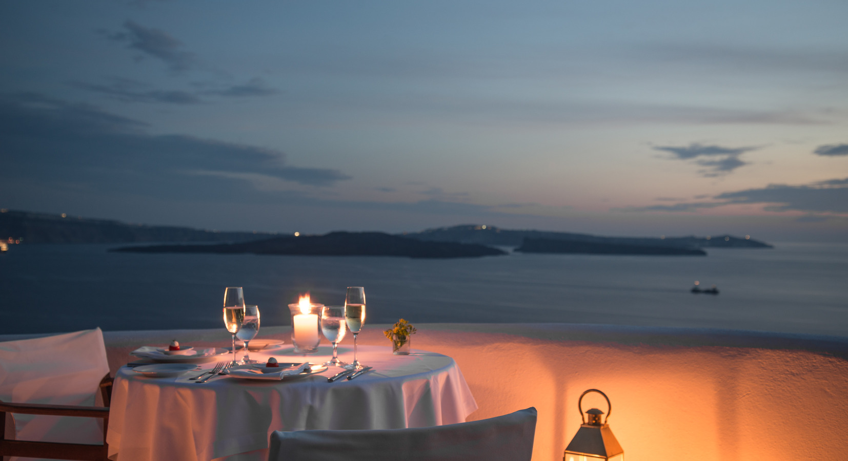 Restaurant - Romantic Dining Experience