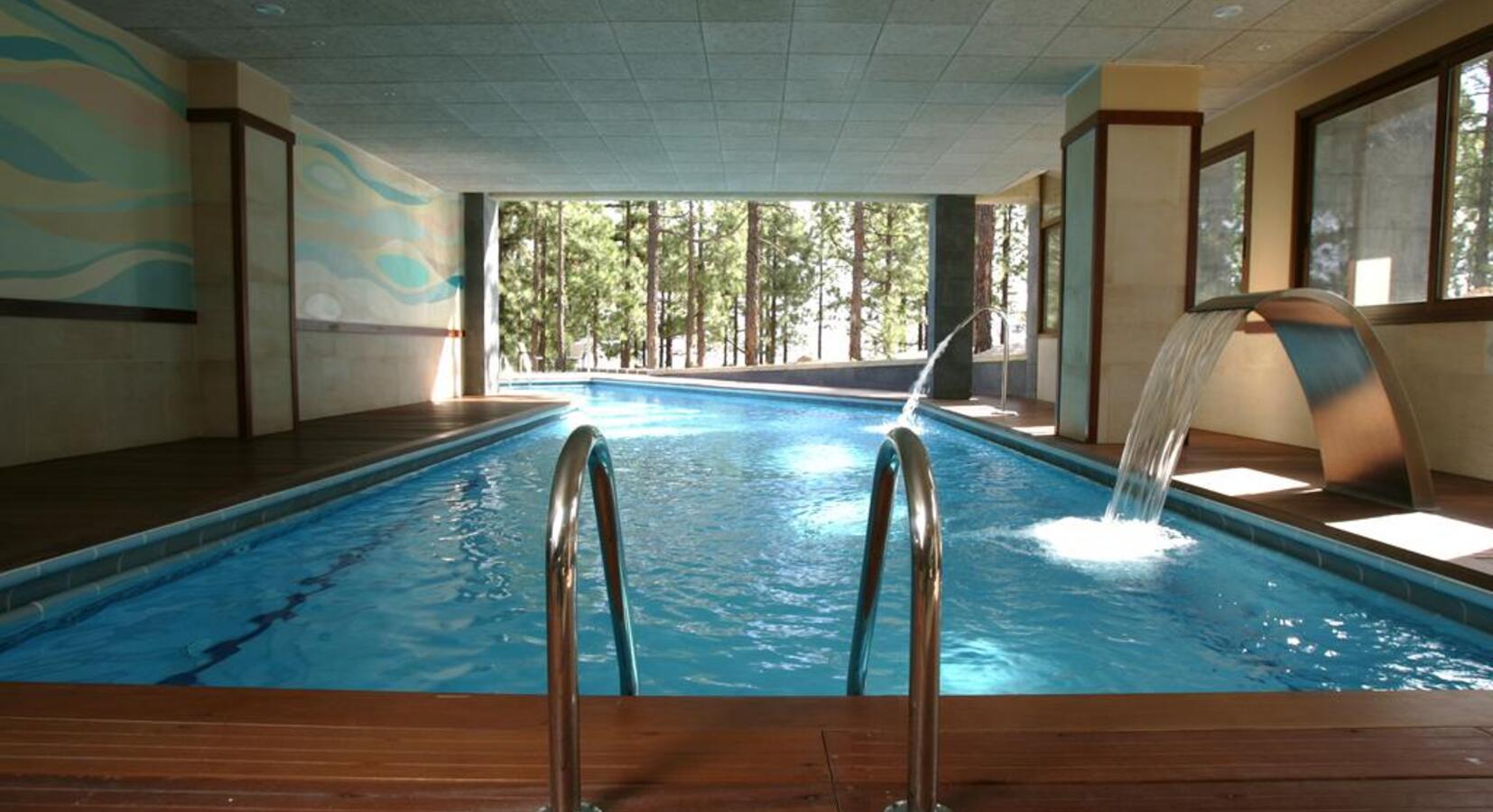 Indoor/Outdoor Swimming pool