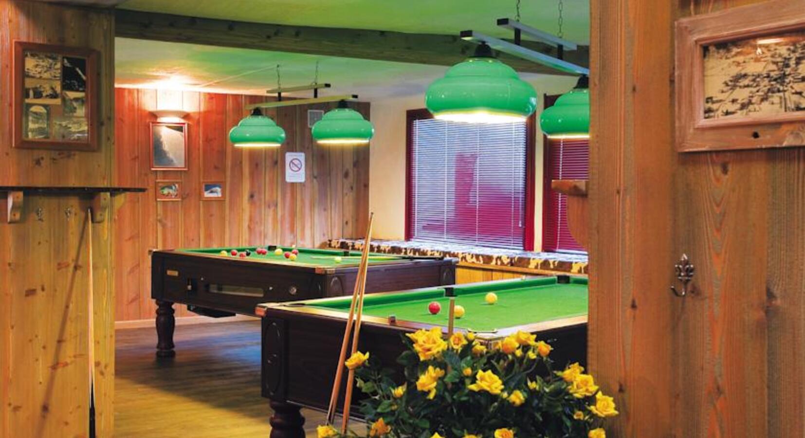 Billiard room