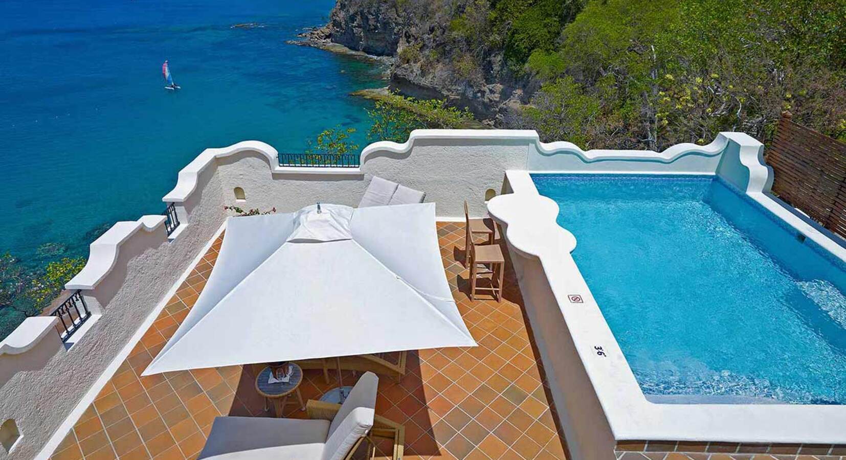 Ocean View Villa with Pool & Roof Terrace