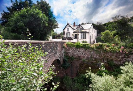 The Newbridge On Usk