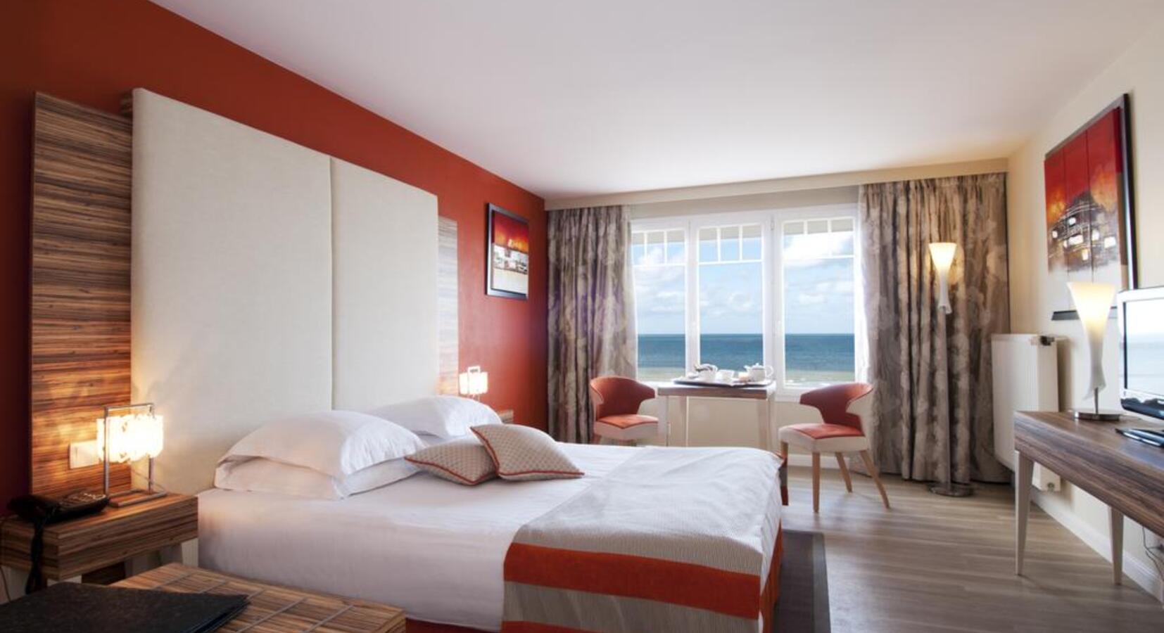 Sea view guest room