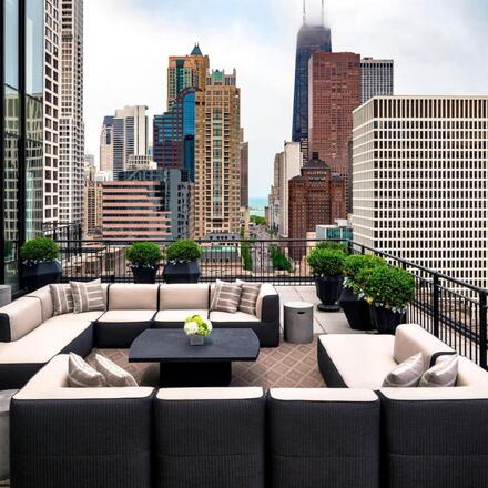 The 15 Best Hotels with Rooftop Bars in Chicago