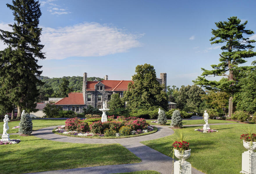 Tarrytown House Estate