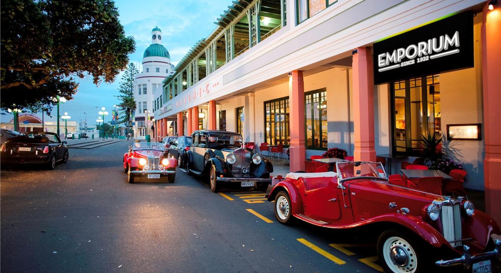 Photo of Art Deco Masonic Hotel