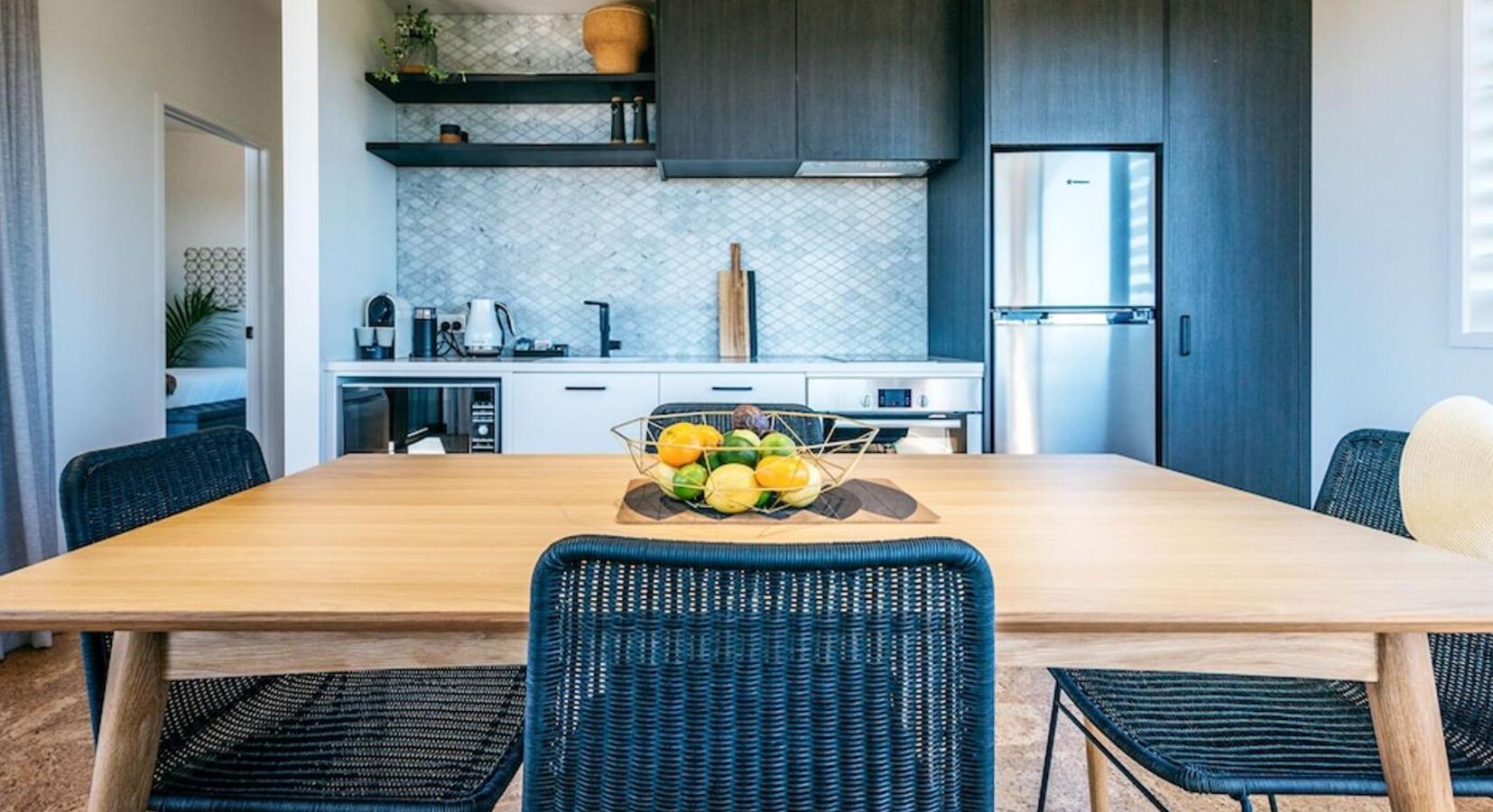 Villa Kitchen/Dining area