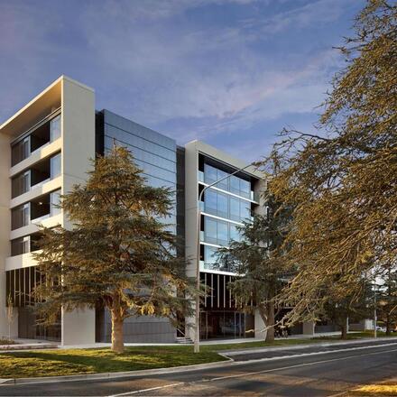 East Hotel & Apartments Canberra