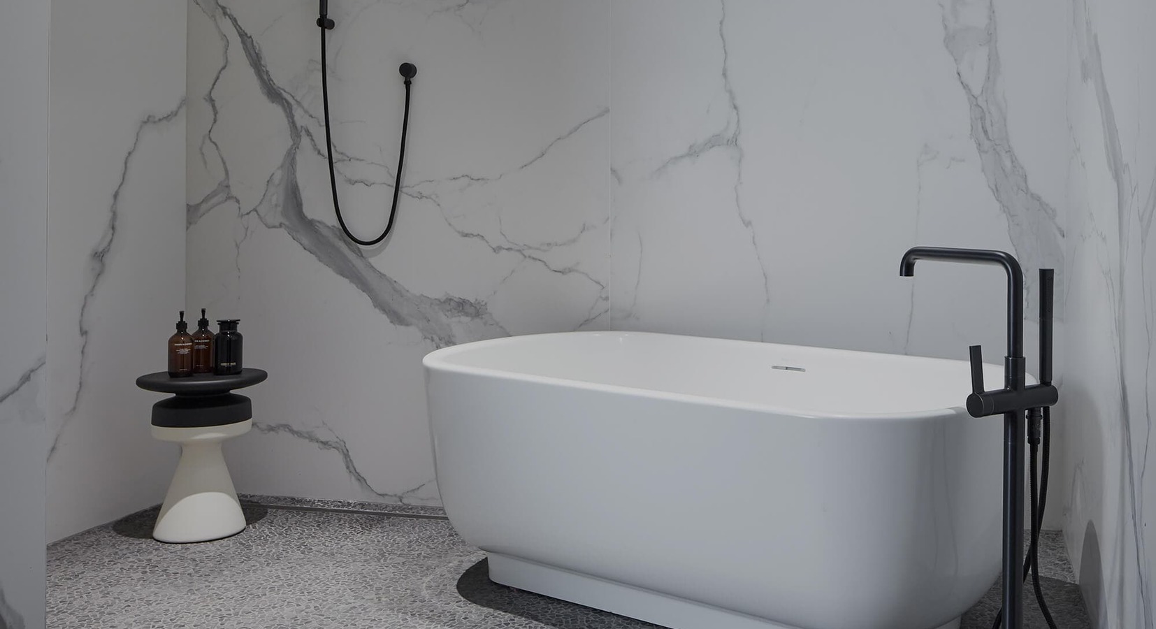 Marble Bathrooms with Soaking Tubs