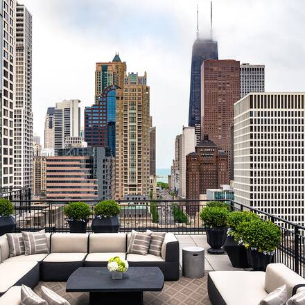 The 7 Best Hotels in Chicago's Magnificent Mile