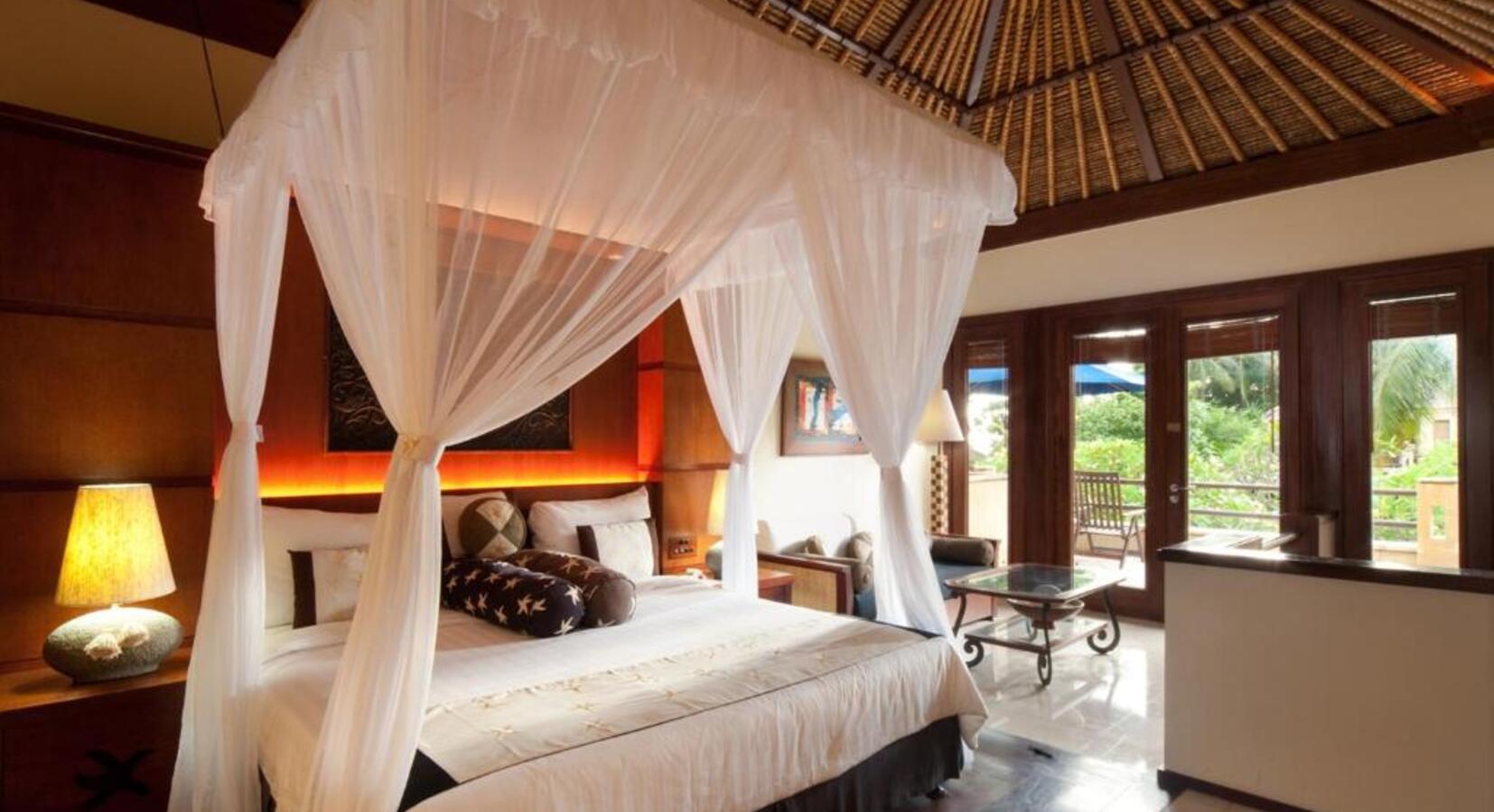 Pool Villa Club - Bedroom 