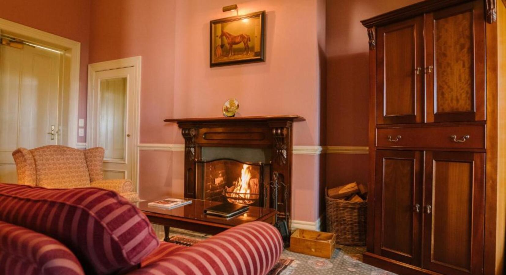 Sitting Room with Fireplace