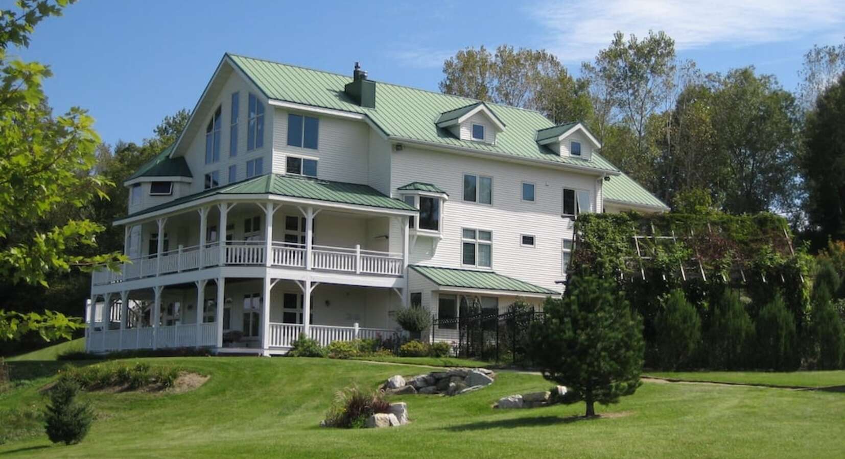 Photo of Sacred Clay Inn