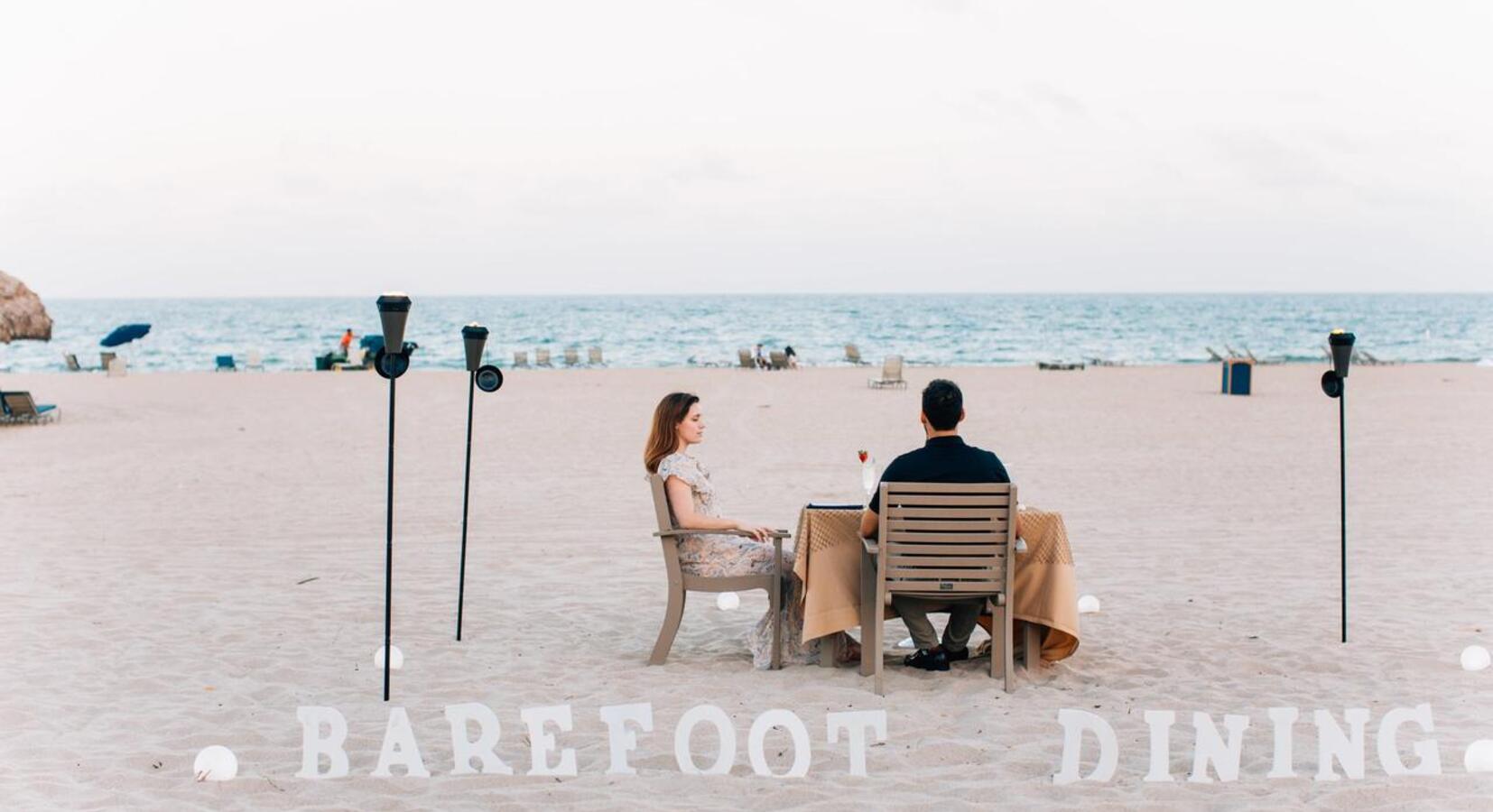 Barefoot dining 