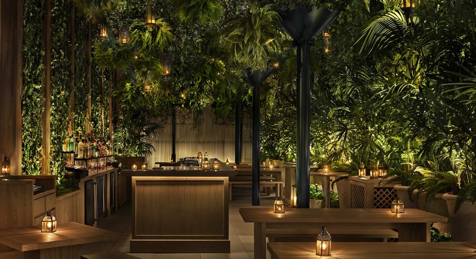 Outdoor Gardens Bar