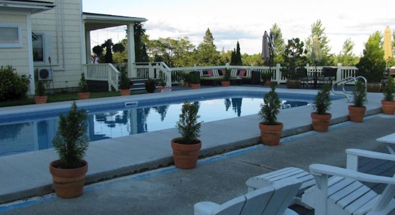 Hotel swimming pool