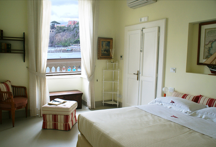 Yacht Club Capo Cervo Suites