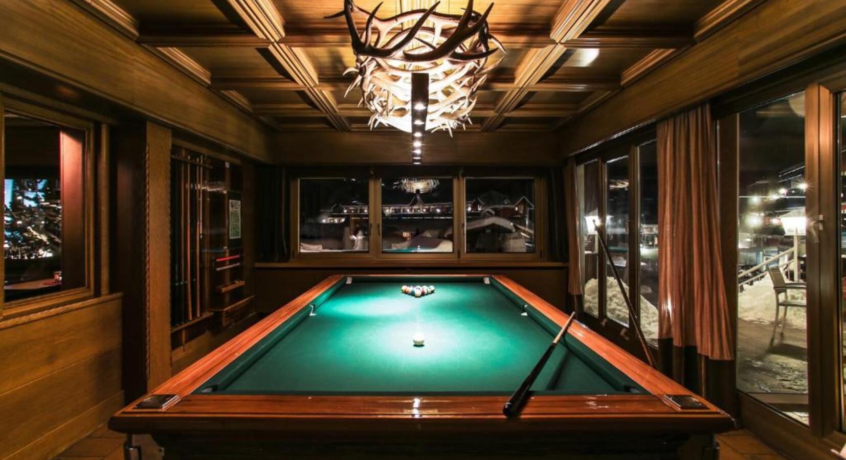 Billiards 