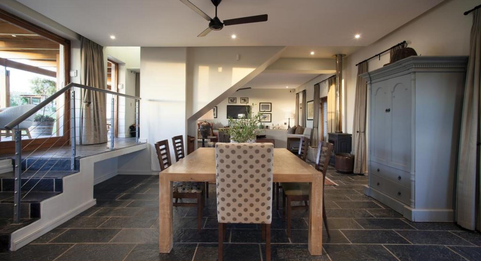 Cottage dining area