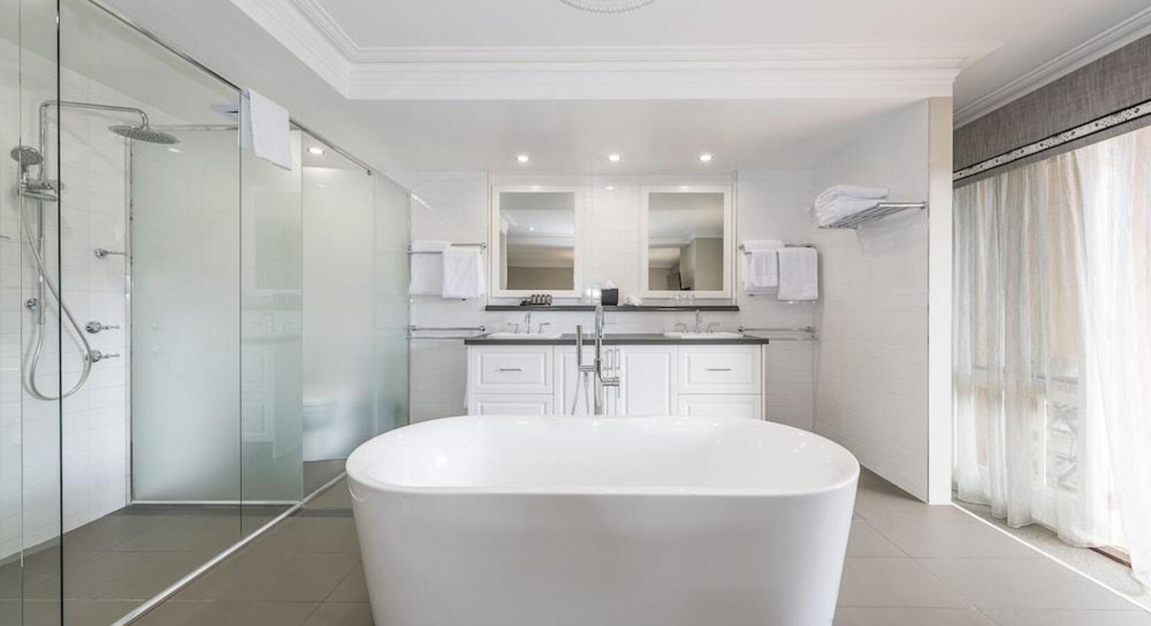 Bathroom with Freestanding Tub