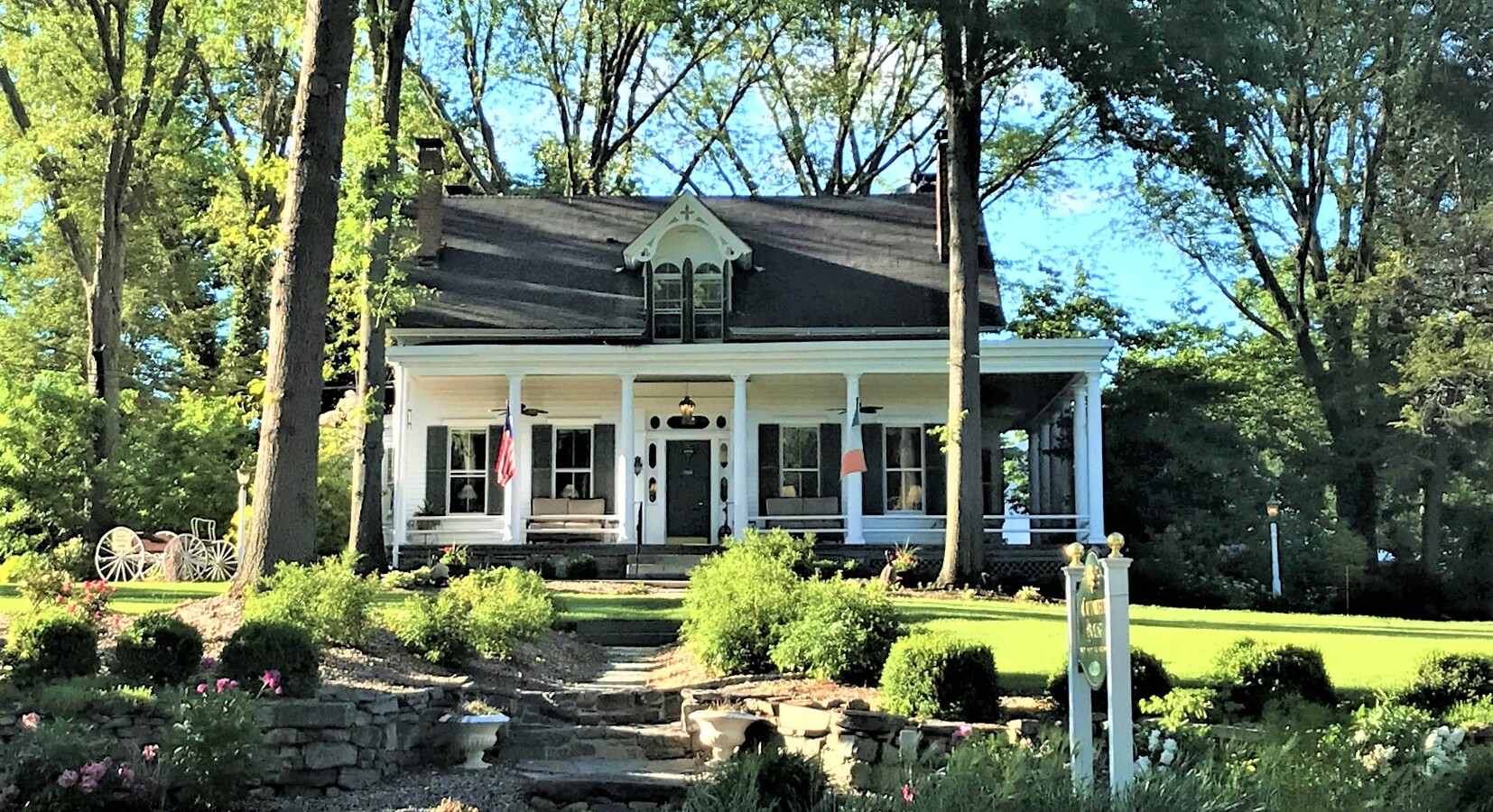 Photo of Caldwell House