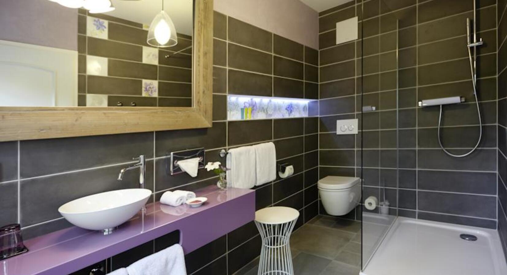 Comfort Double Room Bathroom