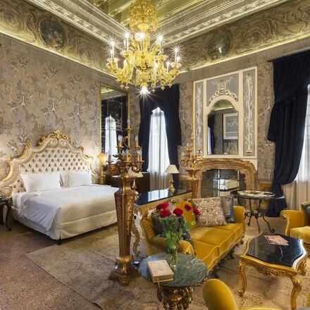 Luxury king room